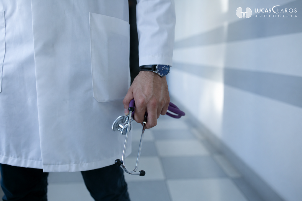 Procurando um Andrologista em São Paulo? Conheça as condições tratadas pelo Dr. Lucas Claros e cuide da sua saúde sexual com segurança.